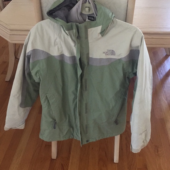 The North Face Other - Girls hooded Northface jacket